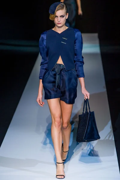 Look 33